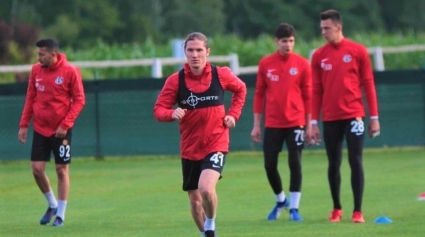 Eskişehirspor'un yıldızı Mehmet Özcan için Beşiktaş ve Galatasaray nabız yokladı