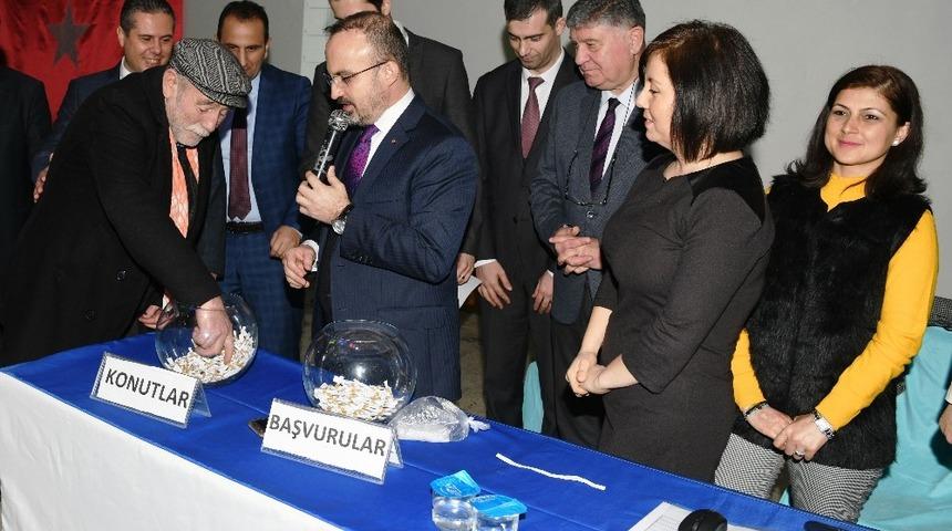 B&uuml;lent Turan&rsquo;dan &rsquo;İntepe Toplu Konut Projesi&rsquo; a&ccedil;ıklaması