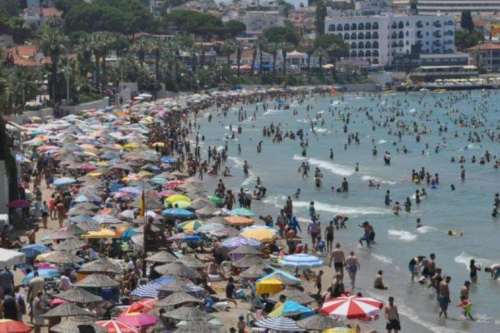 Turistler akın etti, adım atacak yer kalmadı! Sahiller doldu, taştı G1