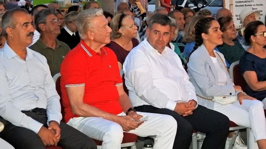 Çeşme’de "Ata’ya Saygı" etkinliği devam ediyor