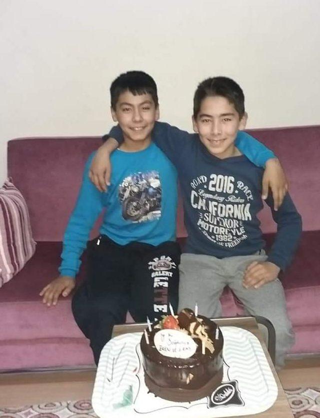 Alaşehir'de 13 yaşındaki ikizler gölette kayboldu (2)