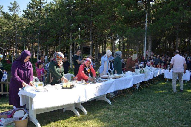 'Geleneksel Gediz Tarhana Festivali' törenle açıldı