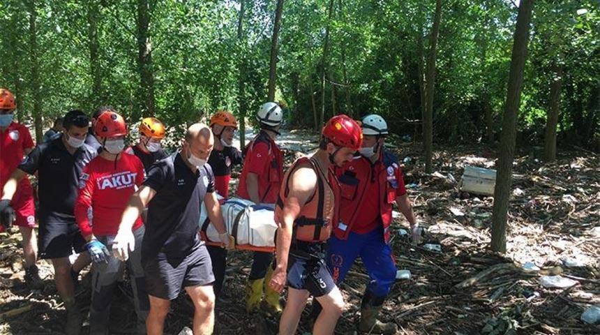 Geriye sadece bu fotoğraf kaldı! Baba &ouml;ld&uuml;, oğlu hala kayıp!