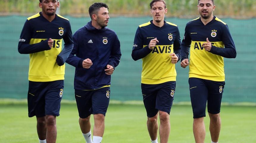 Fenerbahçe, Avusturya'da ilk antrenmanını yaptı
