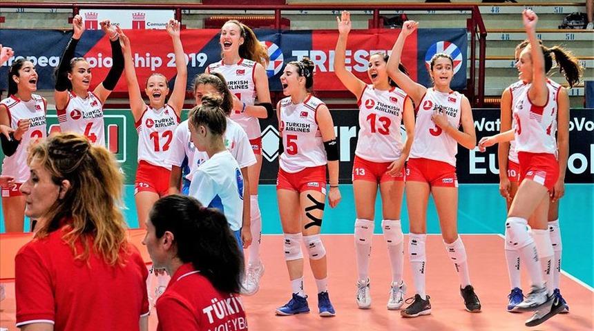 İtalya 0 - 3 Türkiye (16 Yaş Altı Kızlar Avrupa Voleybol Şampiyonası)
