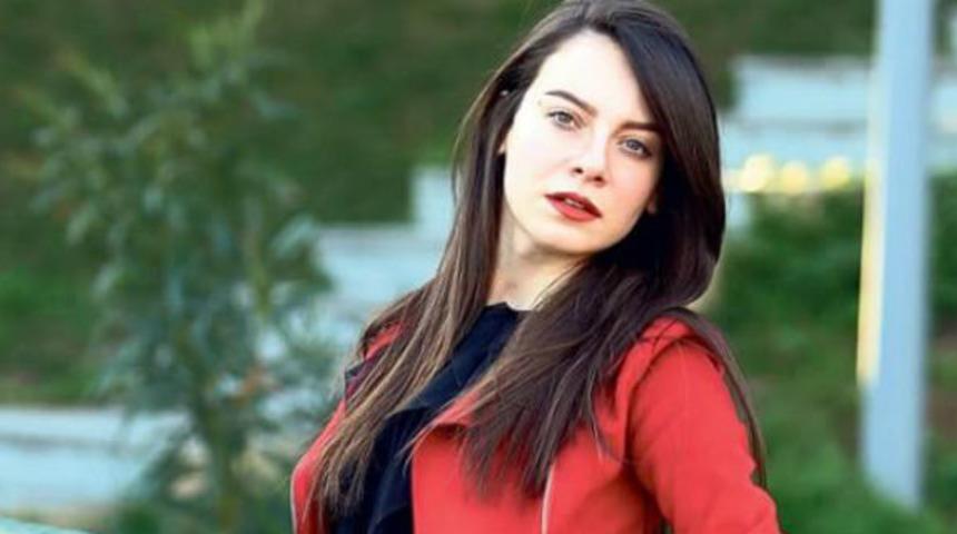 Güzel oyuncu Merve Altınkaya yeni filmi için dalgıçlık eğitimi alıyor