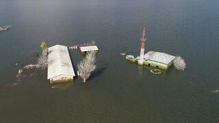 Kars’ta baraj gölü 5 metre çekildi, ortaya bu manzara çıktı