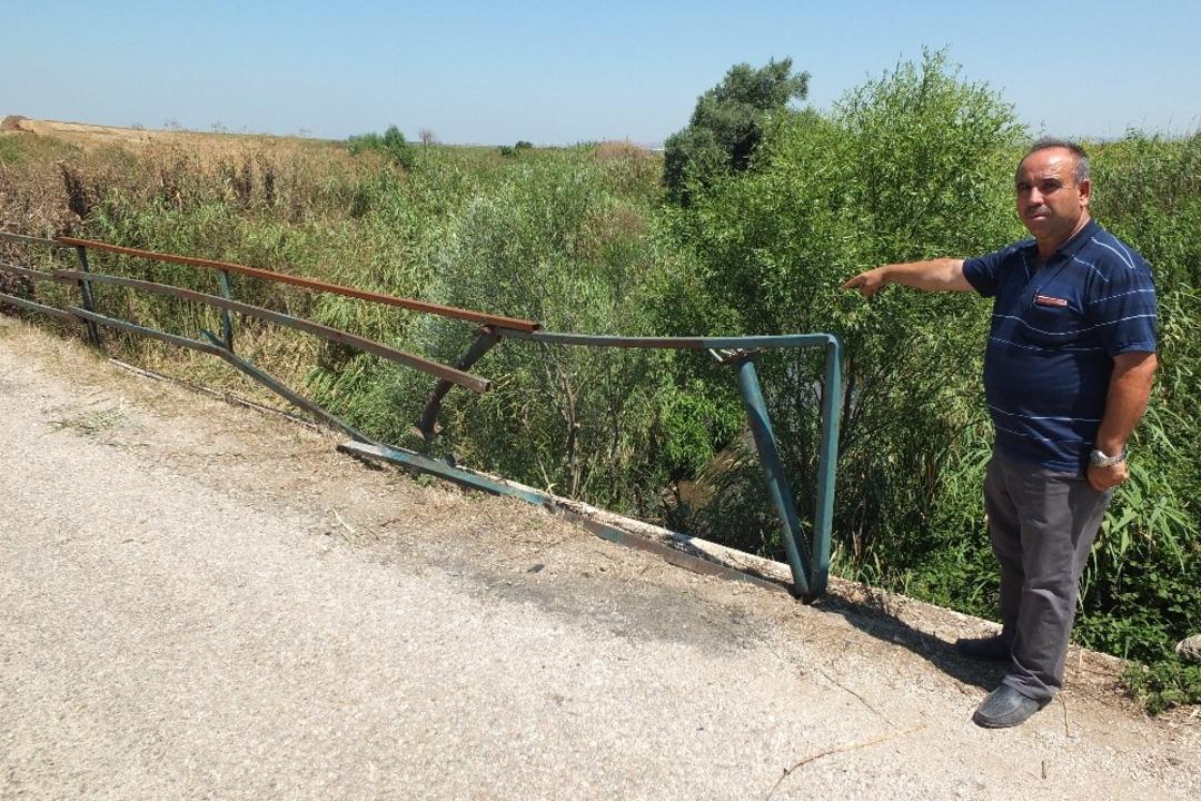 (&Ouml;zel) &Ouml;l&uuml;m k&ouml;pr&uuml;s&uuml;