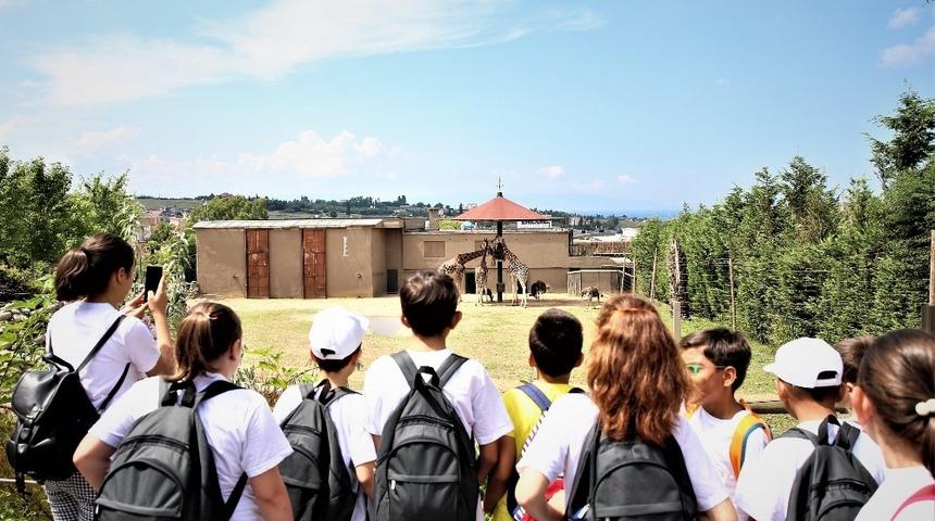 Bilge &Ccedil;ocuklar Darıca Hayvanat Bah&ccedil;esi&rsquo;ni gezdi