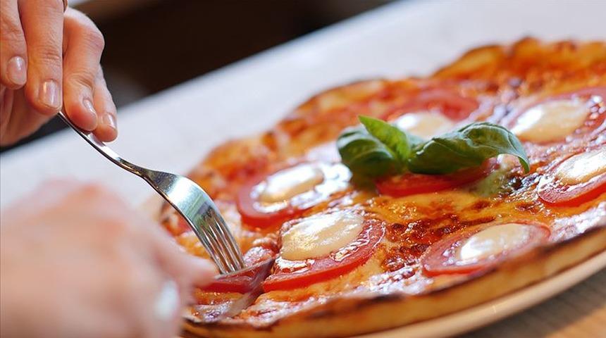 'Vücutta biriken kimyasallar çok yeme nedeni'