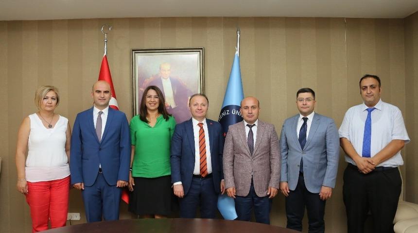 A&Uuml; ile  İl Ticaret M&uuml;d&uuml;rl&uuml;ğ&uuml; arasında iş birliği