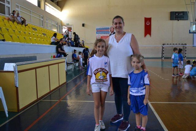 Badminton sporuna ilgi artıyor