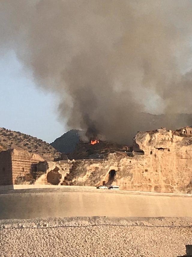 Hasankeyf'te yangın