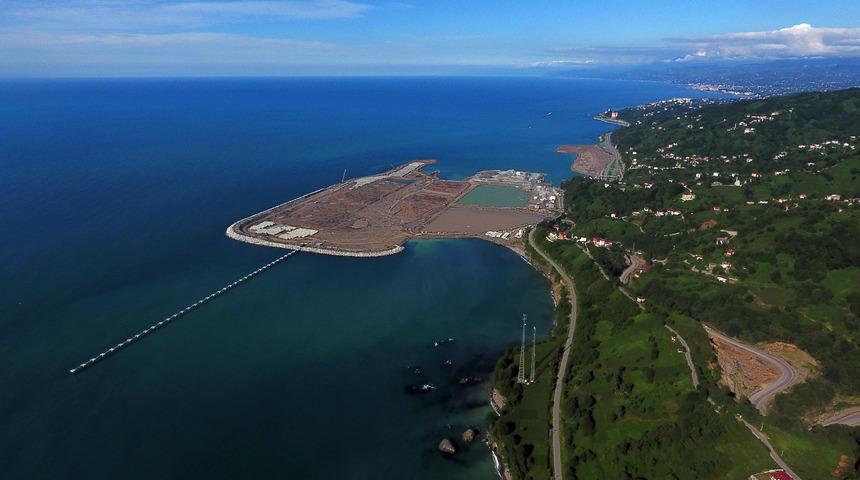 Rize-Artvin Havalimanı'nın yüzde 40'ı tamamlandı
