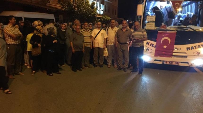 Hacı adayları dualarla kutsal topraklara uğurlandı