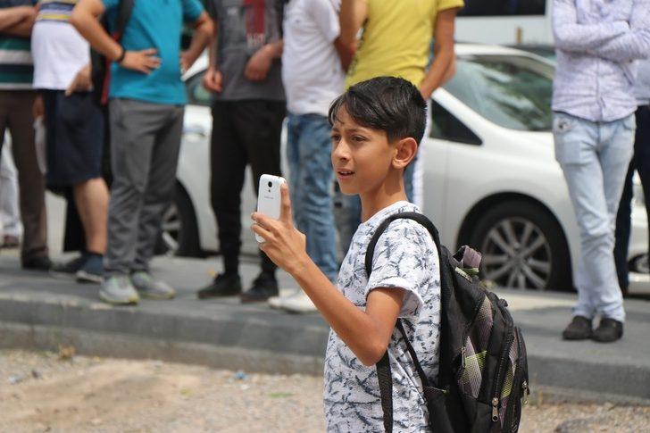 Metruk binada çıkan yangını itfaiye söndürdü G3