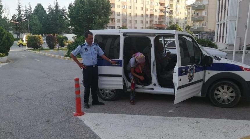 Ereğli Belediyesi ekipleri dilencilere göz açtırmıyor