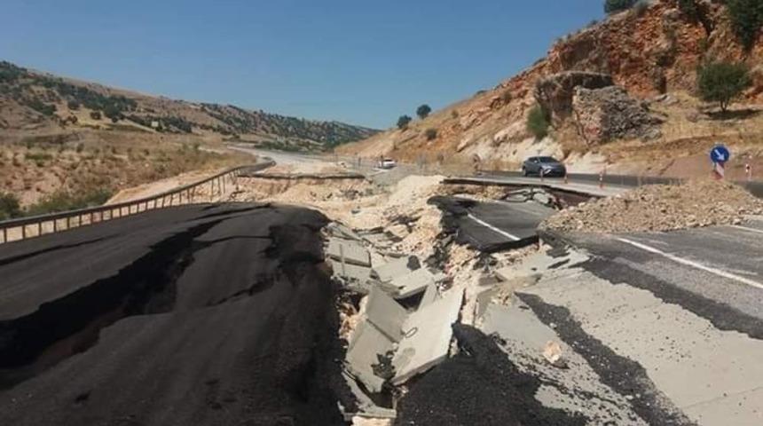Nissibi K&ouml;pr&uuml;s&uuml;&rsquo;ne ulaşım tek şeritten sağlanıyor