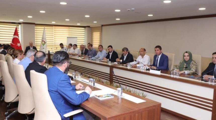 Başkan Faruk &Ouml;zl&uuml; &ldquo;İnsan odaklı hizmet &uuml;reteceğiz&rdquo;