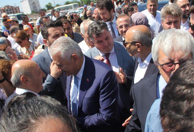 Binali Yıldırım: İzmir bizim gönlümüzdedir (2)