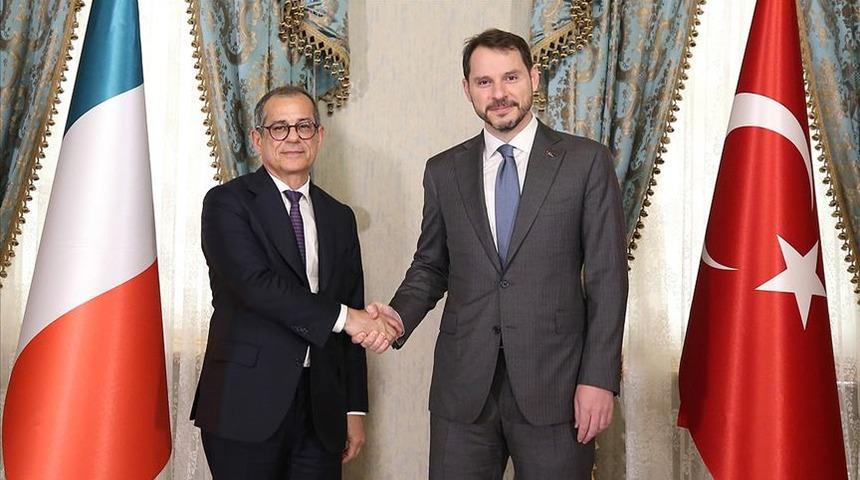  Bakan Albayrak, İtalya Ekonomi Bakanı Tria ile görüştü