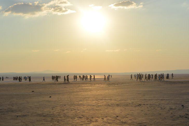 Tuz Gölü'ne ziyaretçi akını   G1