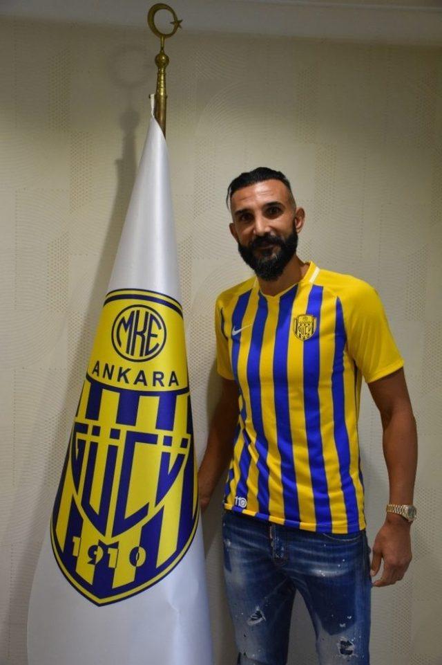 MKE Ankaragücü, Yalçın Ayhan ile 1 yıllık sözleşme imzaladı