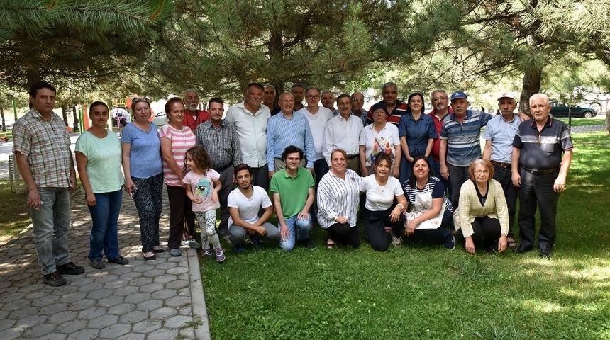 Başkan Ata&ccedil; mahalle meclisi &uuml;yeleriyle piknikte buluştu