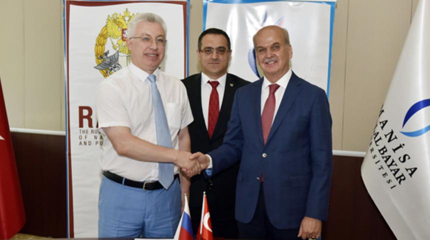 Türk-Rus ortak üniversitesi kuruluyor