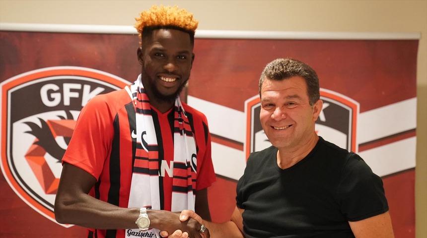 Gazişehir Gaziantep Papy Djilobodji ile 3 yıllık sözleşme imzaladı
