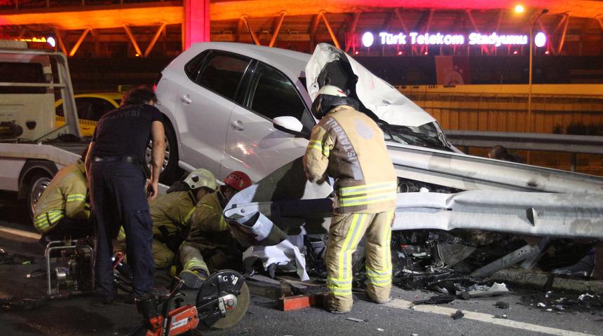 Sarıyer'de feci kaza! Bu araçtan burnu bile kanamadan çıktı!