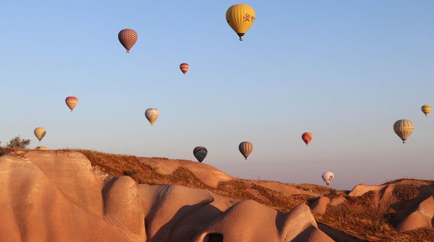 Olumsuz hava balon turizmini vurdu! İptal edildi