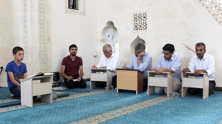 Kur&rsquo;an Kursu &ouml;ğrencileri yarıştı