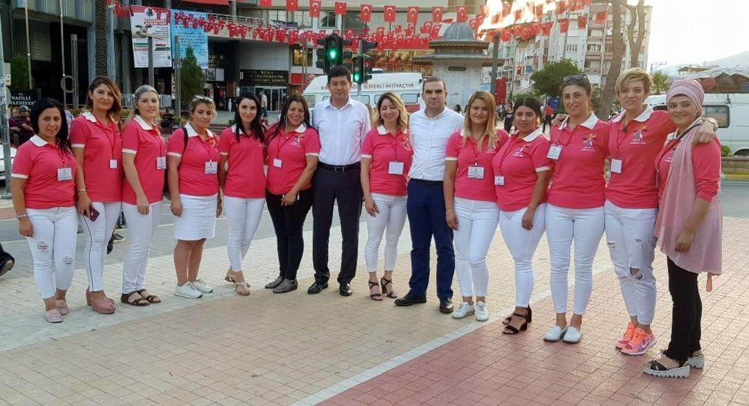 Nazilli&rsquo;nin emek&ccedil;i kadınları mini festival d&uuml;zenledi