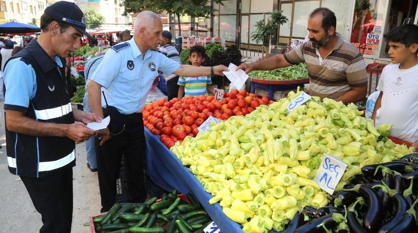 Zabıta ekiplerinden pazar denetimi