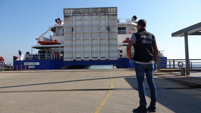 Bursa'da, deniz otobüsü terminallerinden uyuşturucu uygulaması 