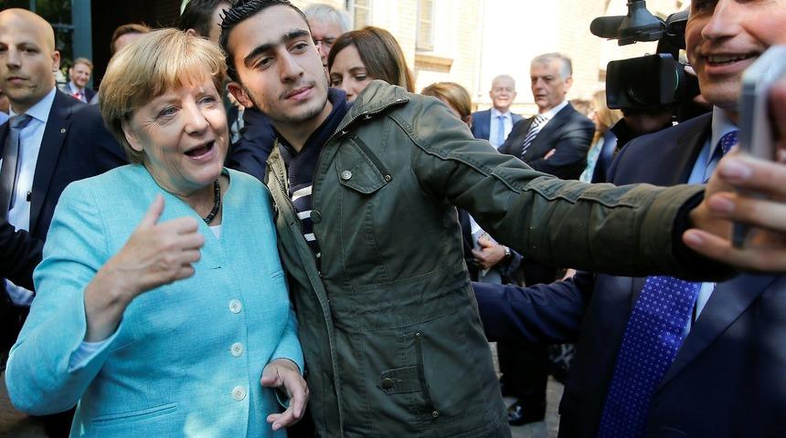 Mülteci krizini anlatan iki filmin baş kahramanı Angela Merkel