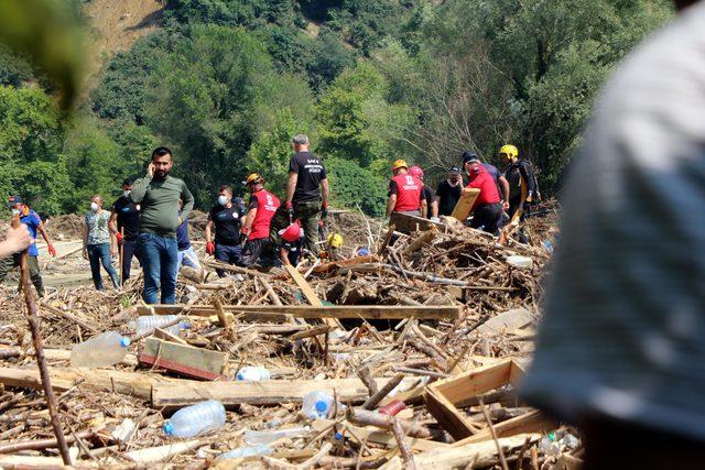 Düzce'deki selde ölenlerin sayısı 5'e çıktı, 2 kişi aranıyor (3)