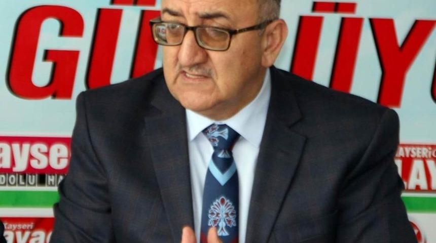 KGC Başkanı Altınkaya: "Sans&uuml;r&uuml;n kaldırılışını buruk kutluyoruz"