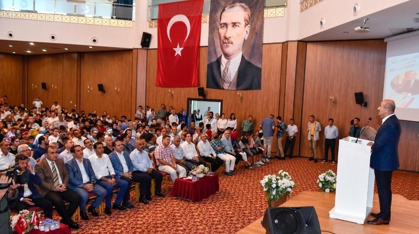 Yaz okullarında eğitim g&ouml;ren &ouml;ğrenciler &ouml;d&uuml;llendirildi