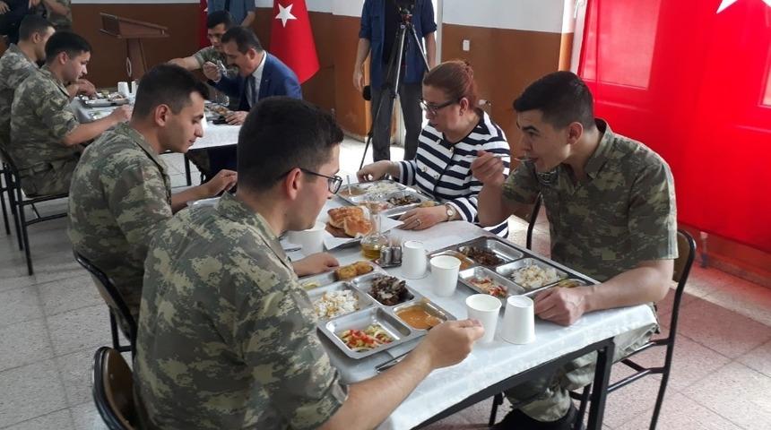 Bakan Pekcan Y&uuml;ksekova&rsquo;da