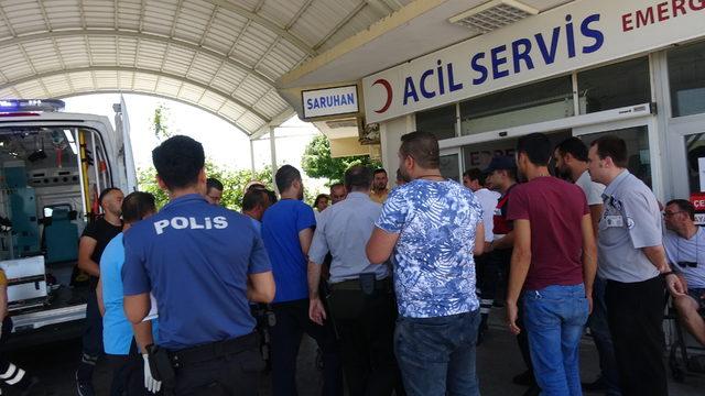 Edremit'te şezlong tartışmasında 1 polis memuru öldü, 2 kişi yaralandı