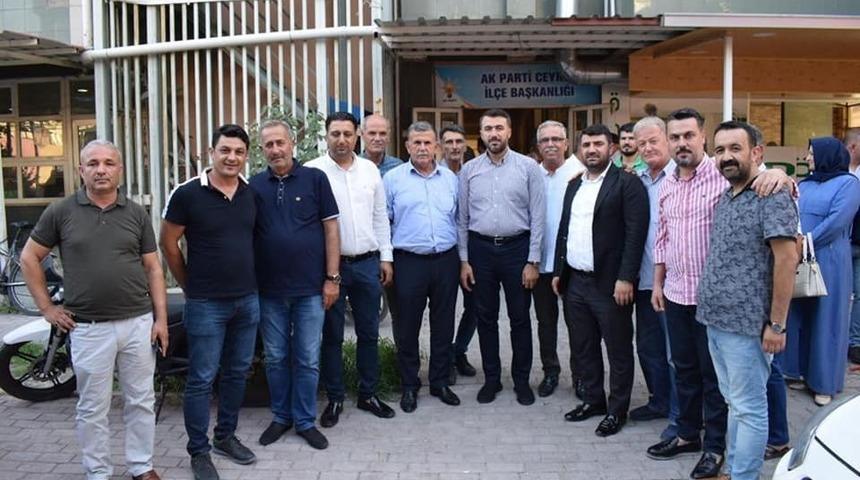 Milletvekili Erdinç’ten belediyeden çıkarılan işçilere destek