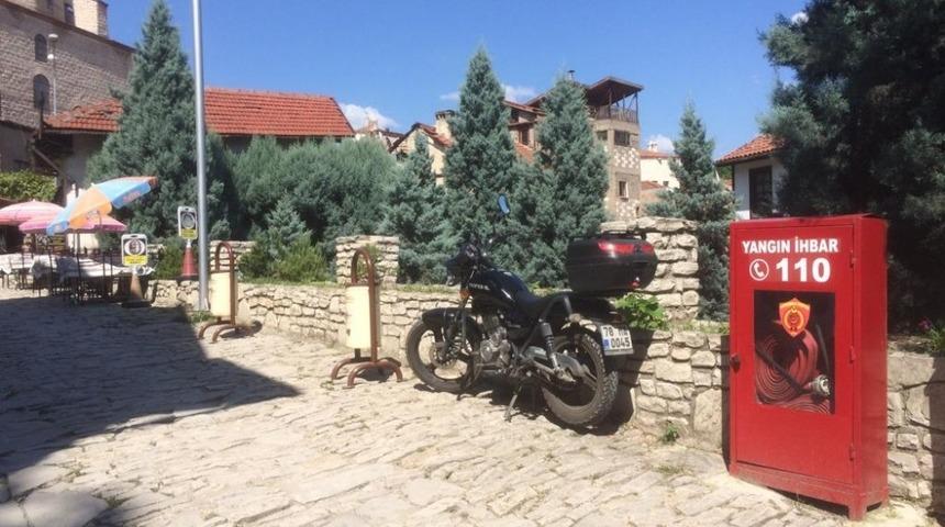 Safranbolu tarihi çarşıya yangın dolapları yerleştirildi