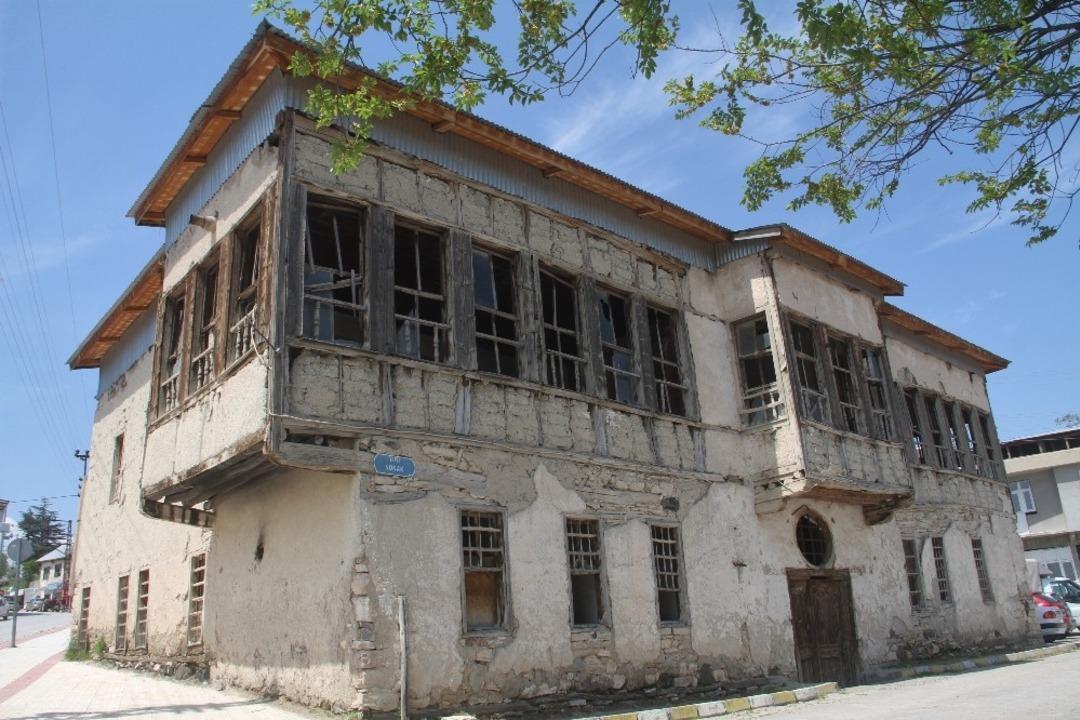Turizme kazandırılacak tarihi konak i&ccedil;in 1,3 milyon lira &ouml;denek &ccedil;ıktı