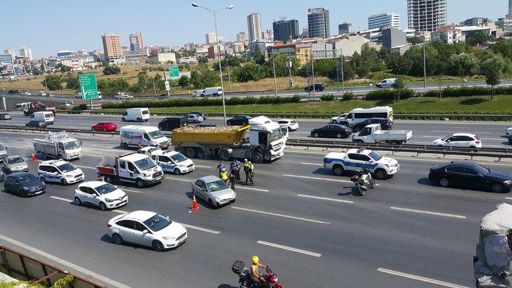 TEM'de zincirleme trafik kazası! Trafik durma noktasına geldi G5