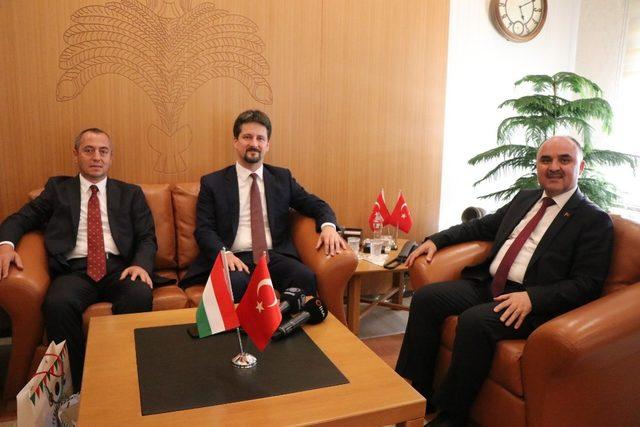 Macaristan’ın Ankara Büyükelçisi’nden Vali Günaydın’a ziyaret