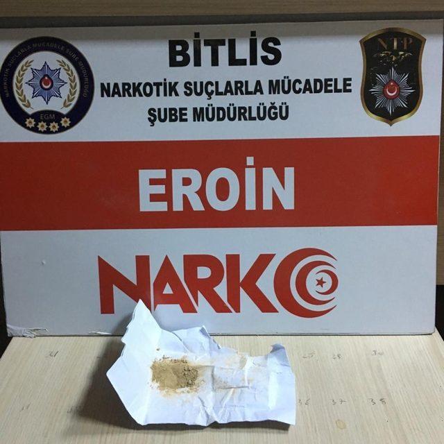 Bitlis’te ‘torbacı’ operasyonu