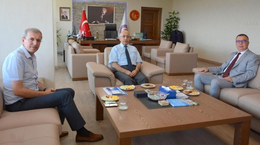 Başkan Birol Aslan’dan Rektör Murat’a ziyaret