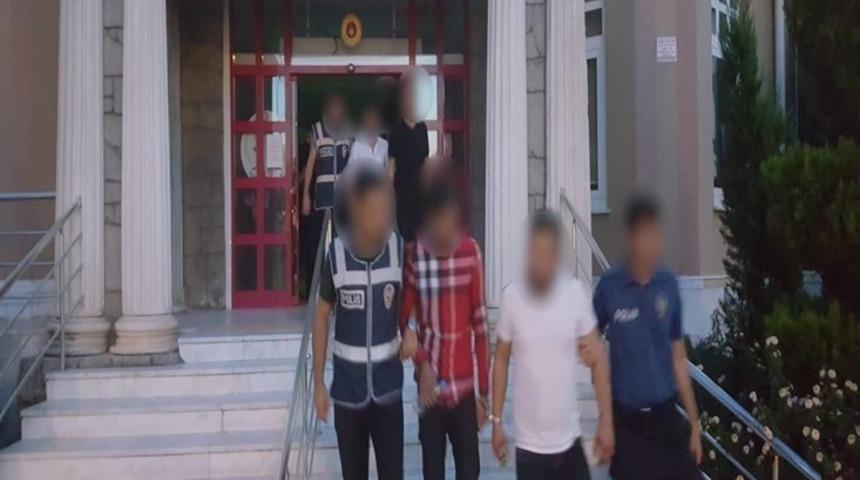 7 kişilik gasp ve yağma &ccedil;etesi &ccedil;&ouml;kertildi